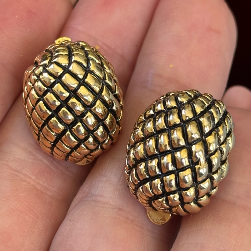 St.John Couture Vintage Gold and Black Textured clip on Earrings